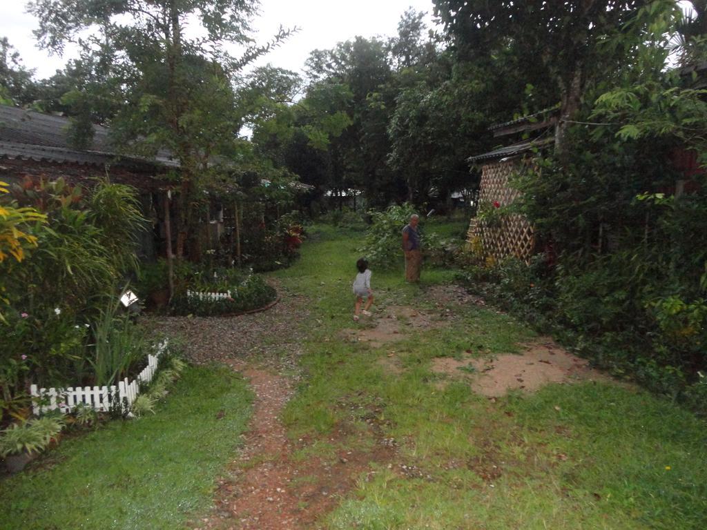 Grandma'S Home Sangkhlaburi المظهر الخارجي الصورة